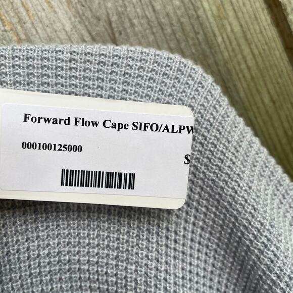 Lululemon Cape Forward Flow Knit Soft Gray One Size Athleisure Yoga Versatile OS - Picture 4 of 10